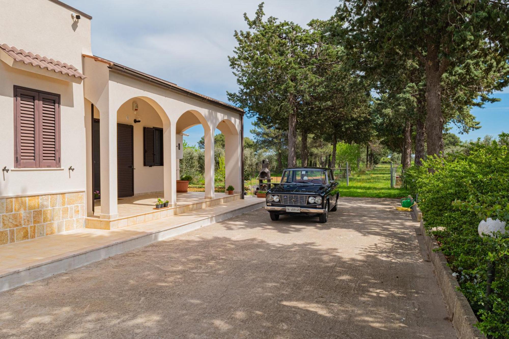 Country Home Crispiano Екстер'єр фото